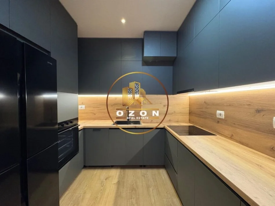 Apartament 2+1+2 i pa banuar më parë për qira tek Kompleksi Panorama!