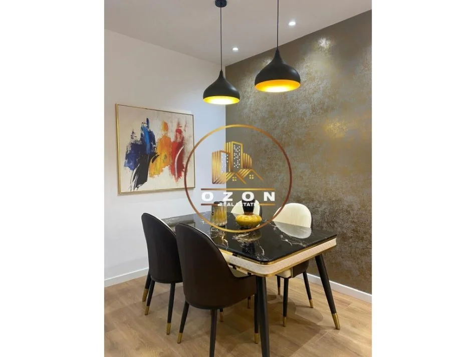 Apartament për Shitje 2+1+2 tek Komuna e Parisit!