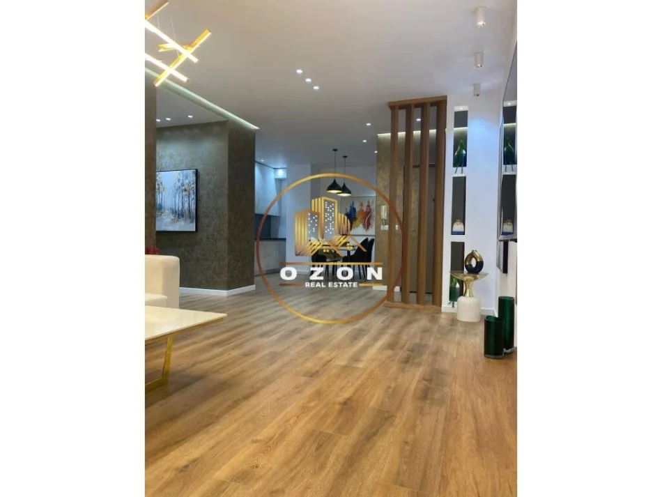 Apartament për Shitje 2+1+2 tek Komuna e Parisit!