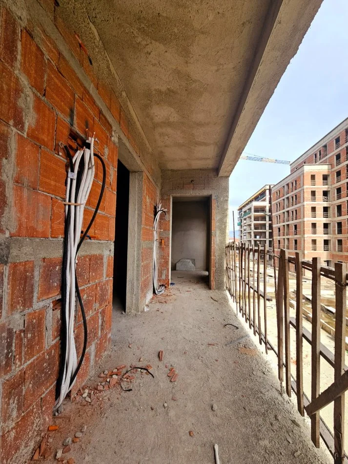 Tirane, shes apartament 2+1+Ballkon Kati 5, 107 m² 122.500 € (Ish Shqiponja - Casa Italia)