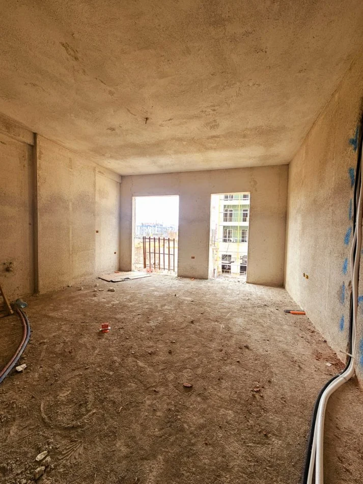 Tirane, shes apartament 2+1+Ballkon Kati 5, 107 m² 122.500 € (Ish Shqiponja - Casa Italia)