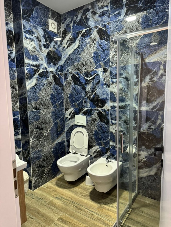 Durres, shitet apartament 1+1+Ballkon Kati 2, 63 m² 100.000 € (Golem)