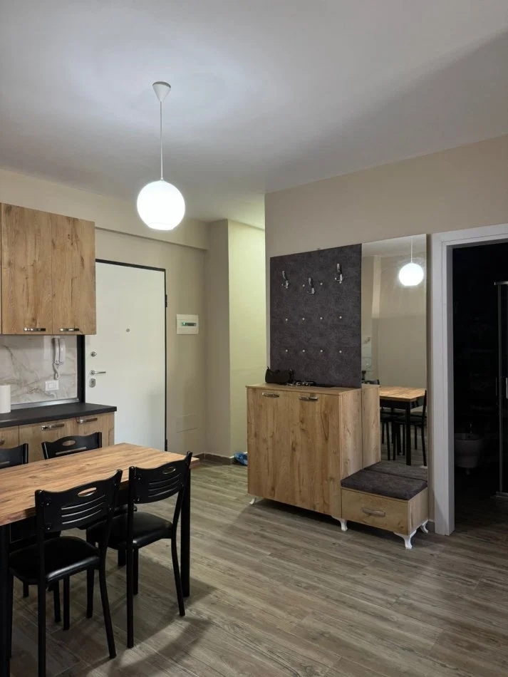 Durres, shitet apartament 1+1+Ballkon Kati 2, 63 m² 95.000 € (Golem)