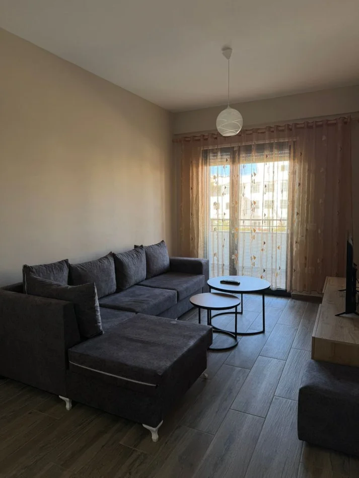 Durres, shitet apartament 1+1+Ballkon Kati 2, 63 m² 95.000 € (Golem)