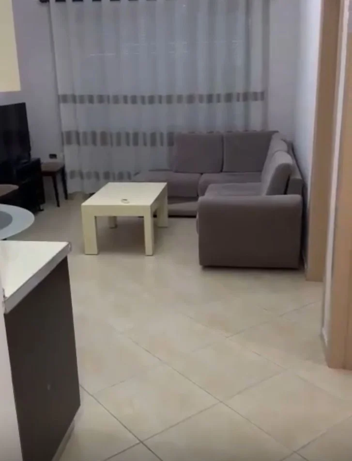 Tirane, jepet me qera apartament 2+1 Kati 5, 100 m² 400 € (Fundi i Bulevardit te Ri)