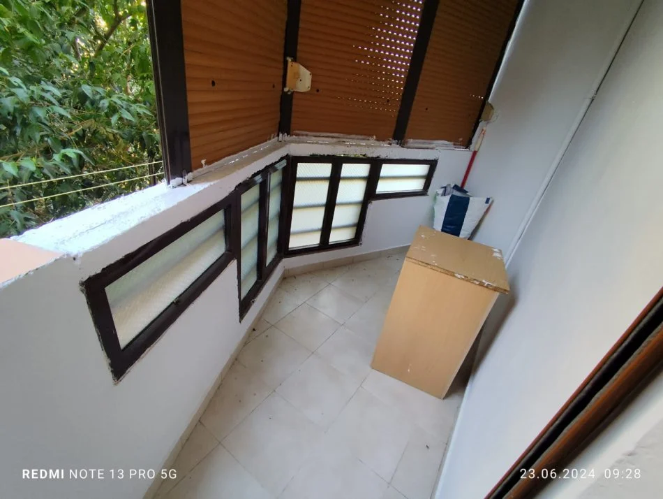 Tirane, shitet apartament 1+1+Ballkon Kati 3, 58 m² 104.000 € (ish fusha aviacionit)