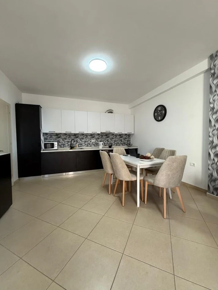 Durres, shitet apartament Kati 4, 82 m² 120.000 € (Rrota e Kuqe)