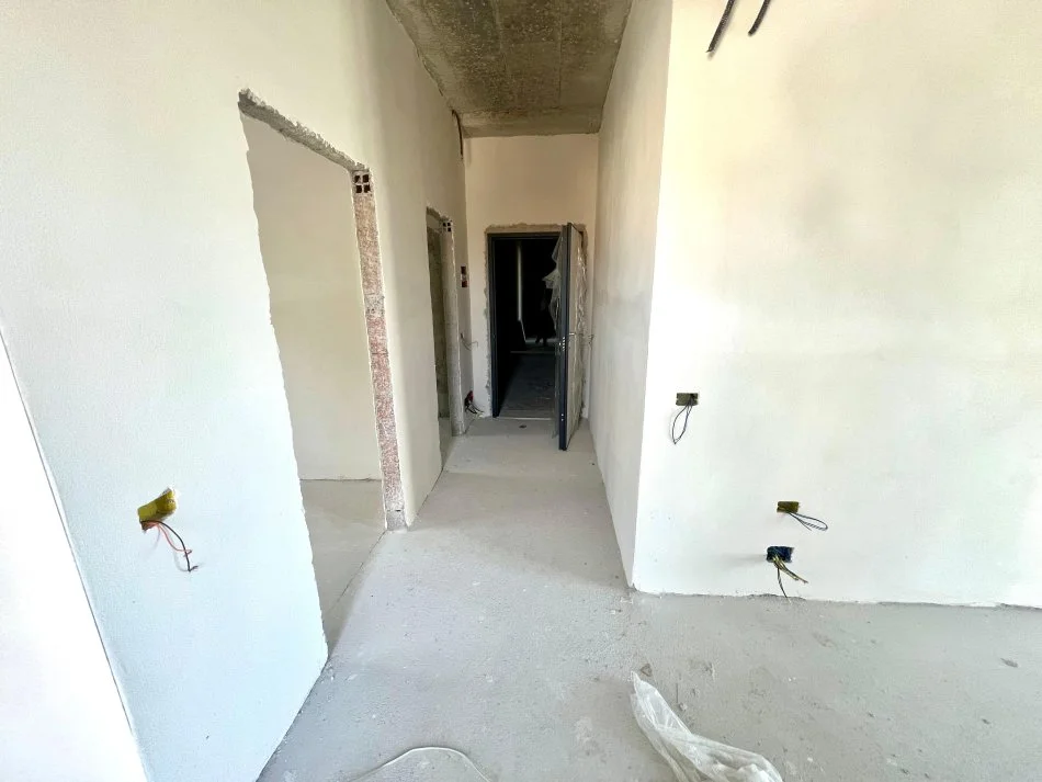 Vlore, shitet apartament 1+1+Ballkon Kati 3, 67 m² (Lungomare)