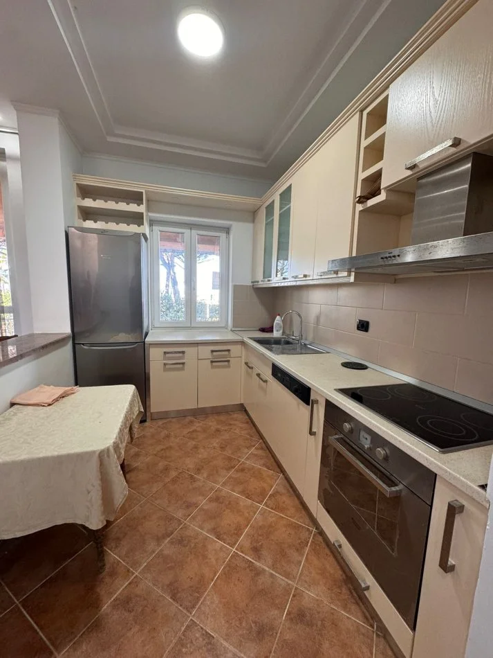 Qerret, shitet Vile 3 Katshe Kati 3, 340 m² 730.000 € (Qerret)