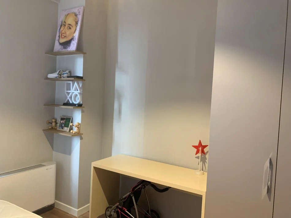 Tirane, jepet me qera apartament 3+1+Ballkon Kati 5, 100 m² 900 € (Ish Fusha e Aviacionit, Tirana, Albania)