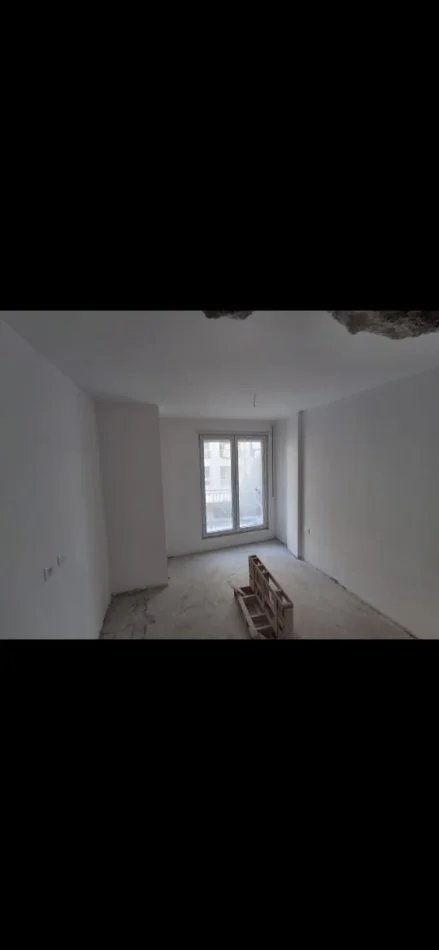 Tirane, shitet apartament 2+1+Ballkon Kati 2, 119 m² 203.999 € (Ali Demi)