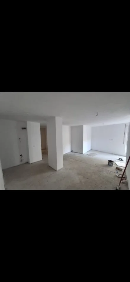 Tirane, shitet apartament 2+1+Ballkon Kati 2, 119 m² 203.999 € (Ali Demi)