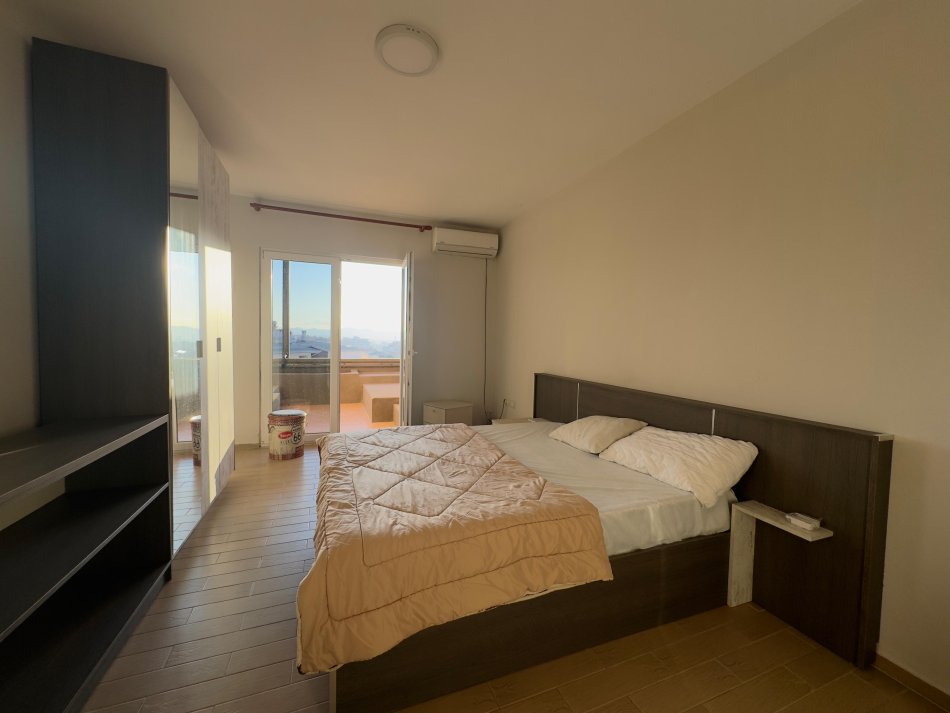 Tirane, jepet me qera 14 studio Kati 6, 4.000 €