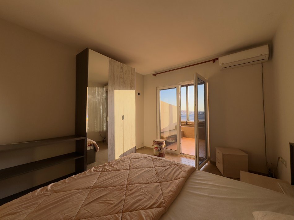 Tirane, jepet me qera 14 studio Kati 6, 4.000 €
