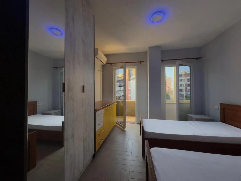 Tirane, jepet me qera 14 studio Kati 6, 4.000 €