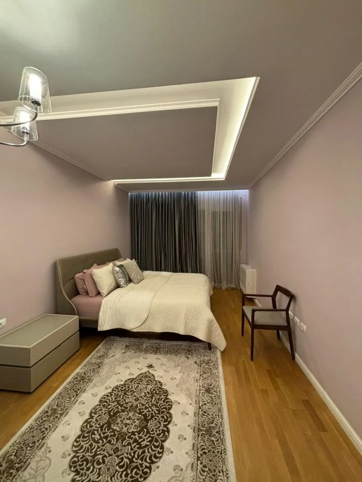 Tirane, shitet apartament Kati 2, 172 m² 390.000 € 