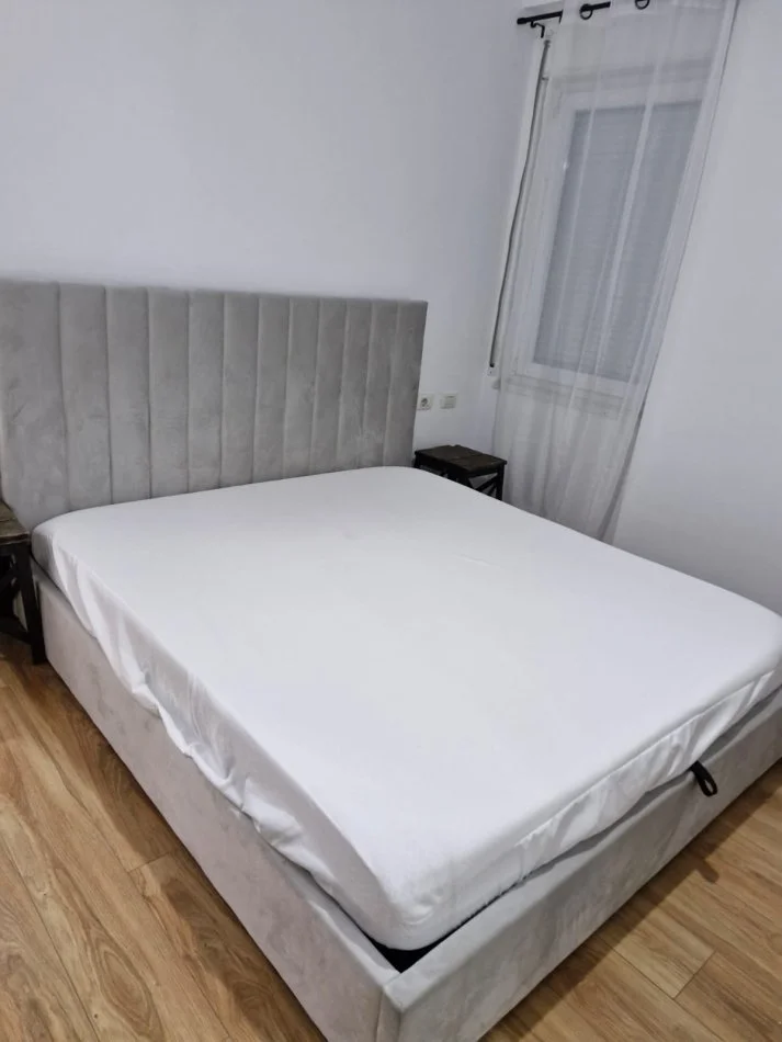 Tirane, jepet me qera apartament 2+1 Kati 2, 90 m² 600 € (Rruga e Elbasanit)