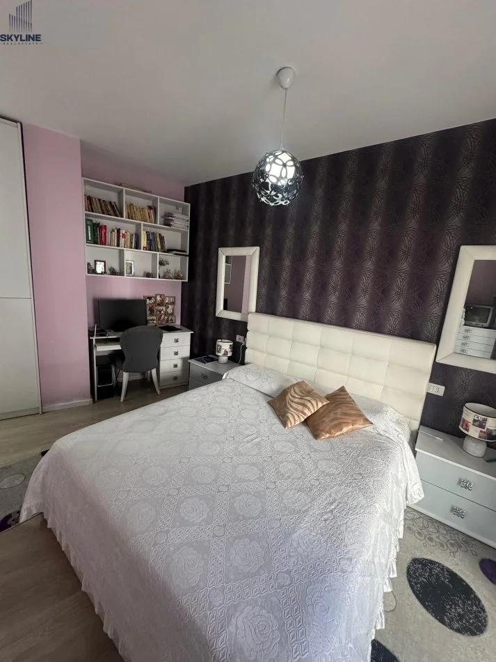 Tirane, shitet apartament 2+1 Kati 2, 92 m² 230.000 € (Ish parku)