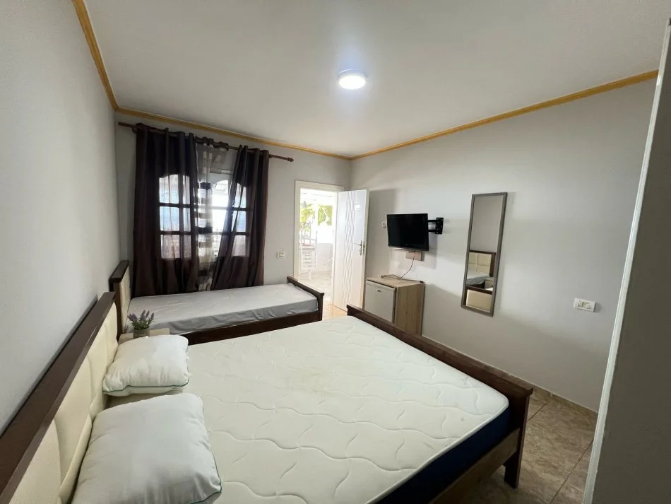 Vlore, jepet me qera hotel , 400 m² 35.000 € (Te pika e pare)