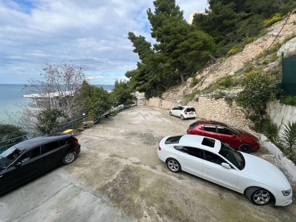 Vlore, jepet me qera hotel , 400 m² 35.000 € (Te pika e pare)