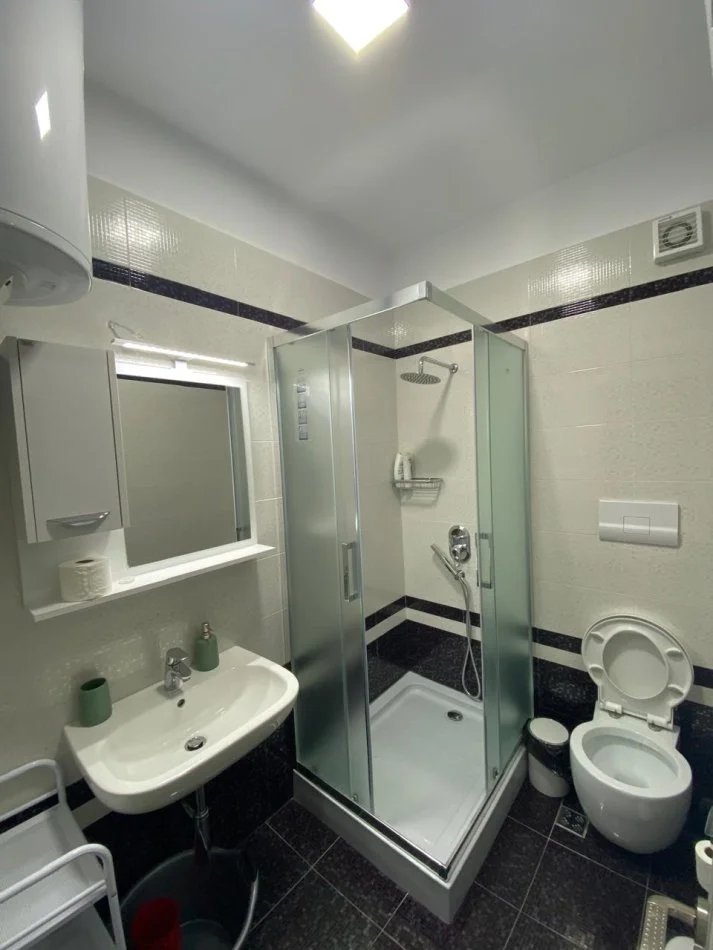 Vlore, jepet me qera apartament 1+1+Aneks+Ballkon , 108 m² 600 € (tek Diamond Hill, Vlore)