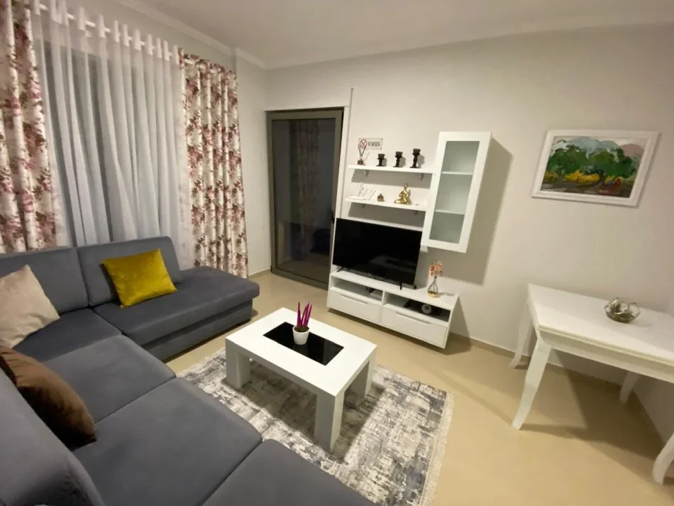 Vlore, jepet me qera apartament 1+1+Aneks+Ballkon , 108 m² 600 € (tek Diamond Hill, Vlore)