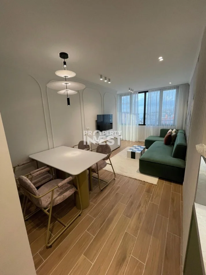 Tirane, jepet me qera apartament 1+1 Kati 11, 55 m² 1.200 € (Shallvaret)