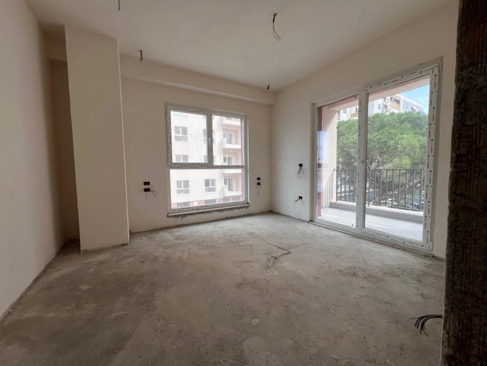 Tirane, shes apartament 2+1+Ballkon Kati 4, 104 m² 165.920 € (Rr Dritan Hoxha , Laprake)