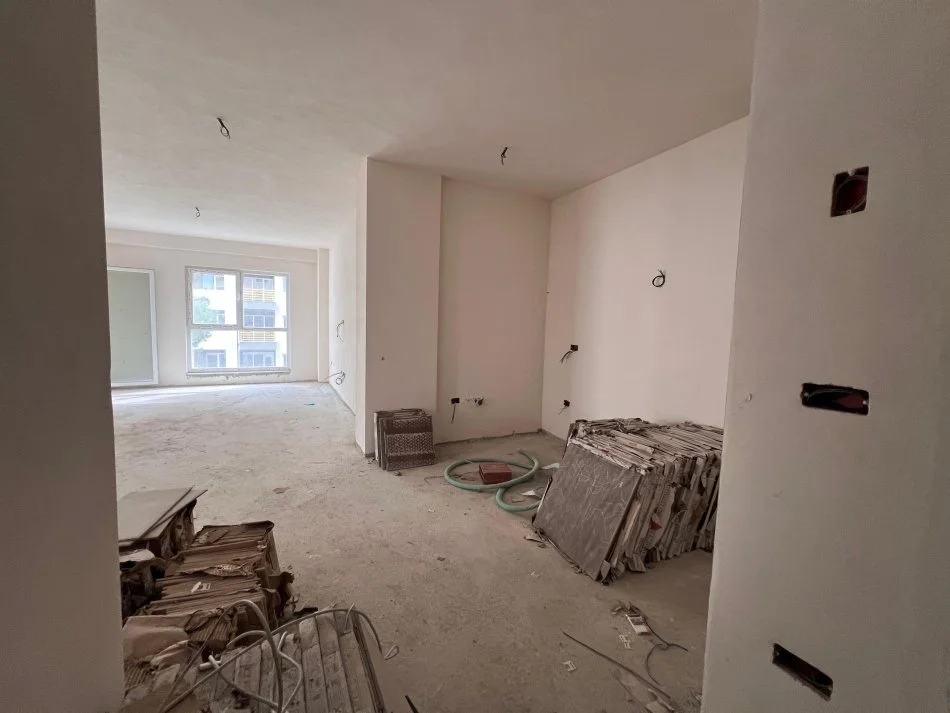 Tirane, shes apartament 2+1+Ballkon Kati 4, 104 m² 165.920 € (Rr Dritan Hoxha , Laprake)