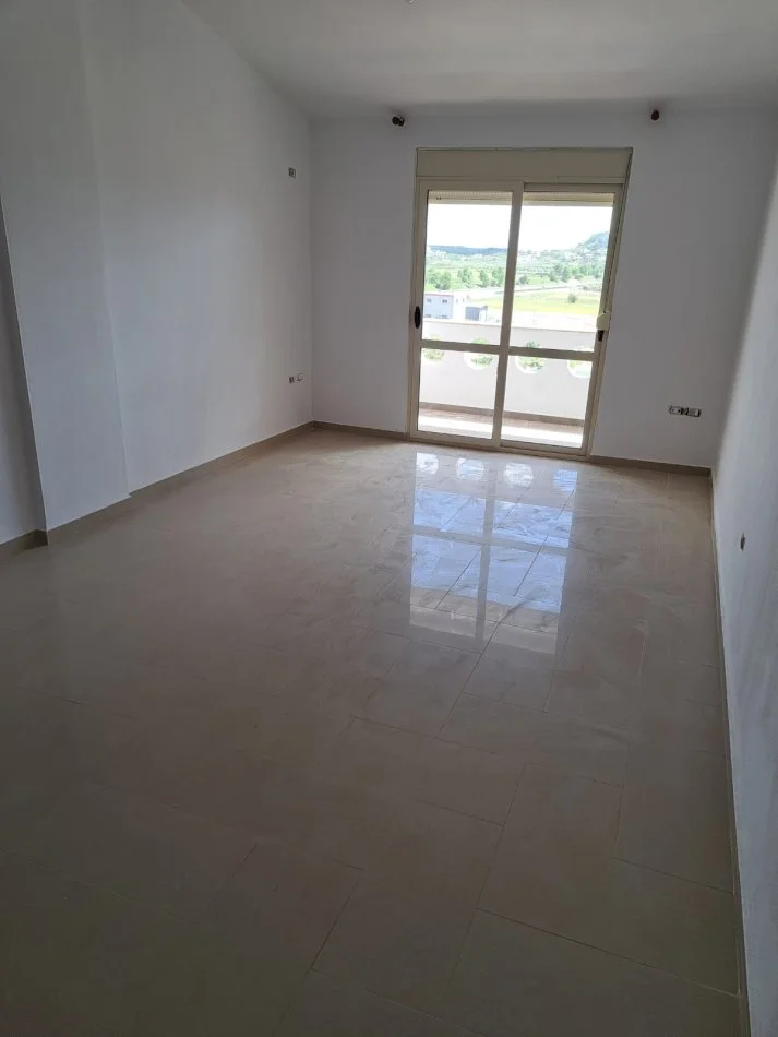 Durres, shitet apartament+verande | Penthouse 3+1+Aneks+Ballkon Kati 6, 109 m² 150.000 € (Golem)