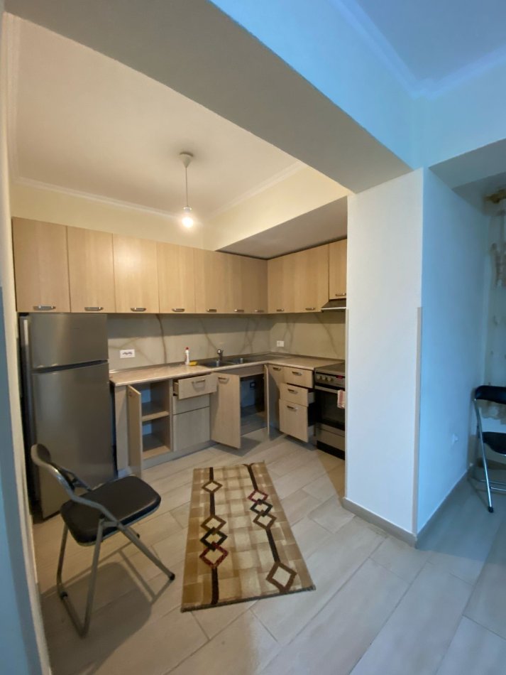 Durres, jepet me qera apartament 2+1 Kati 1, 90 m² 500 € 