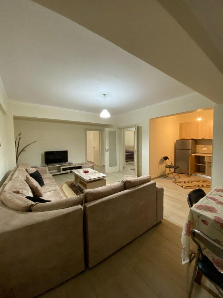 Durres, jepet me qera apartament 2+1 Kati 1, 90 m² 500 € 