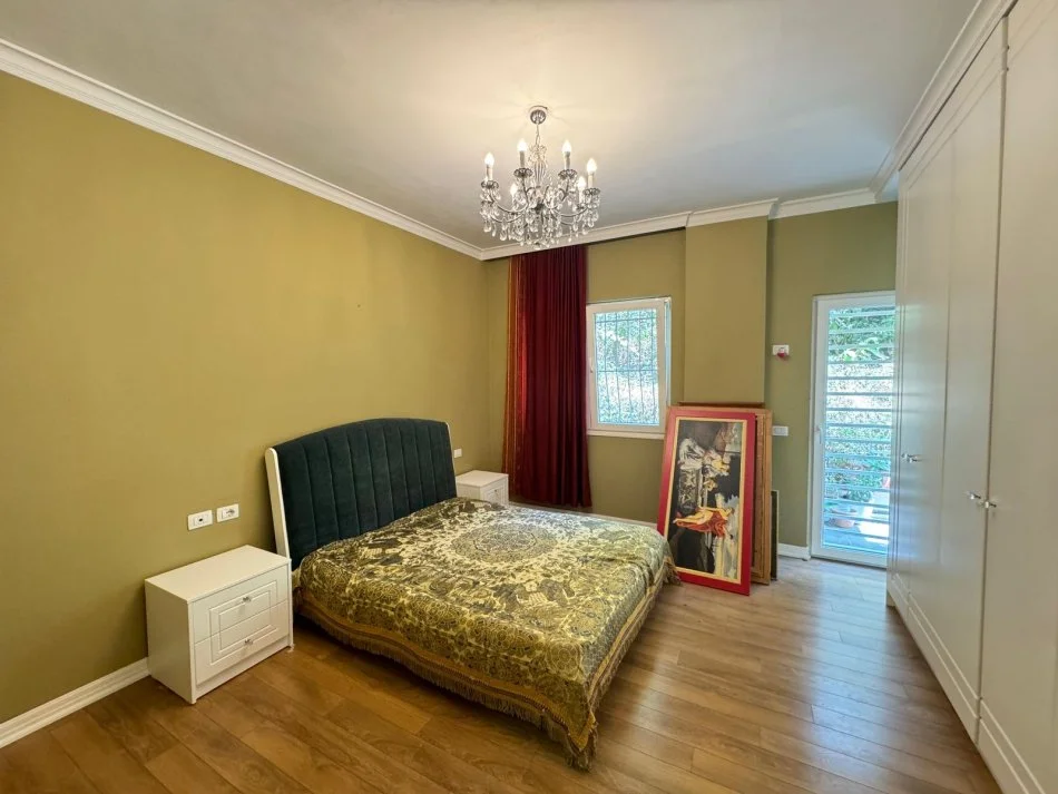 Tirane, jepet me qera apartament 2+1 , 90 m² (Liqeni i Thate)