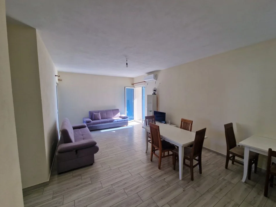 Durres, shitet apartament 2+1+Aneks+Ballkon Kati 5, 95 m² 180.000 € (Rrota e Kuqe)