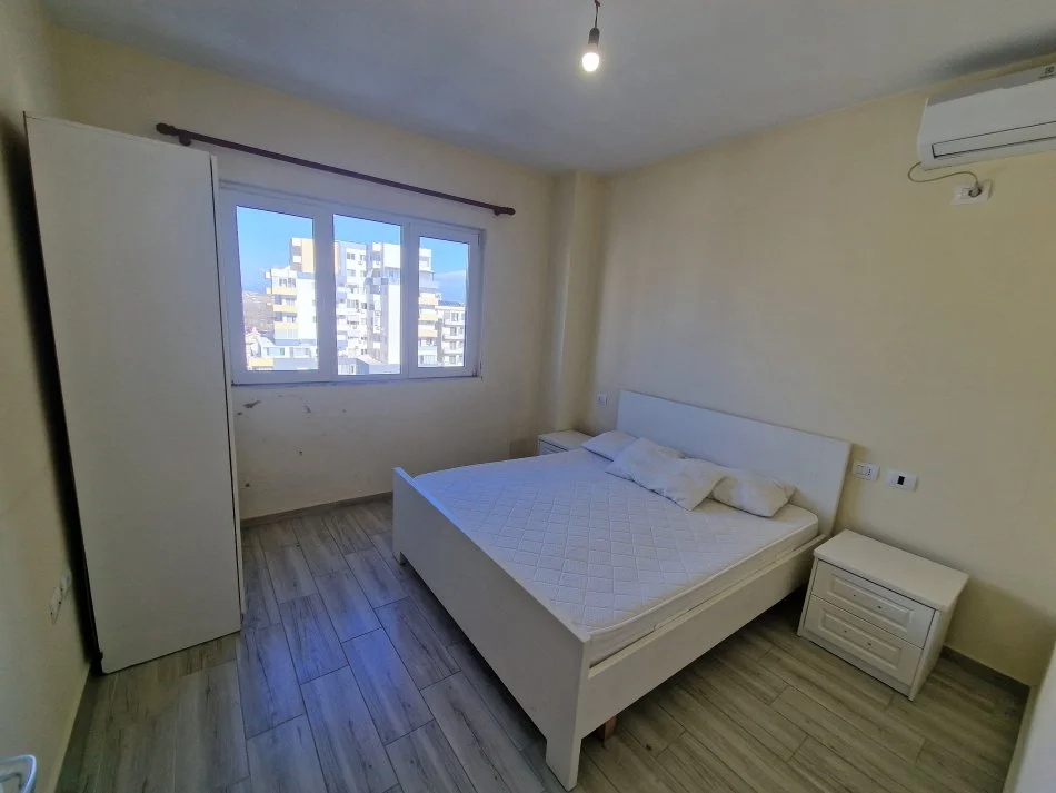 Durres, shitet apartament 2+1+Aneks+Ballkon Kati 5, 95 m² 180.000 € (Rrota e Kuqe)