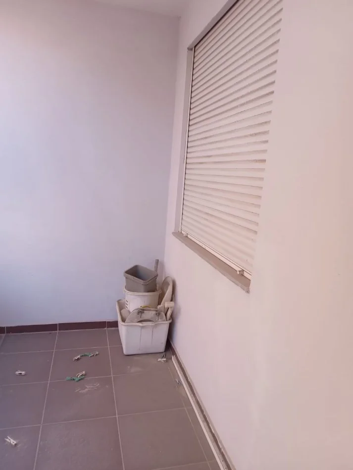 Durres, jepet me qera apartament 1+1+Ballkon Kati 2, 60 m² 300 € (Pavaresia)