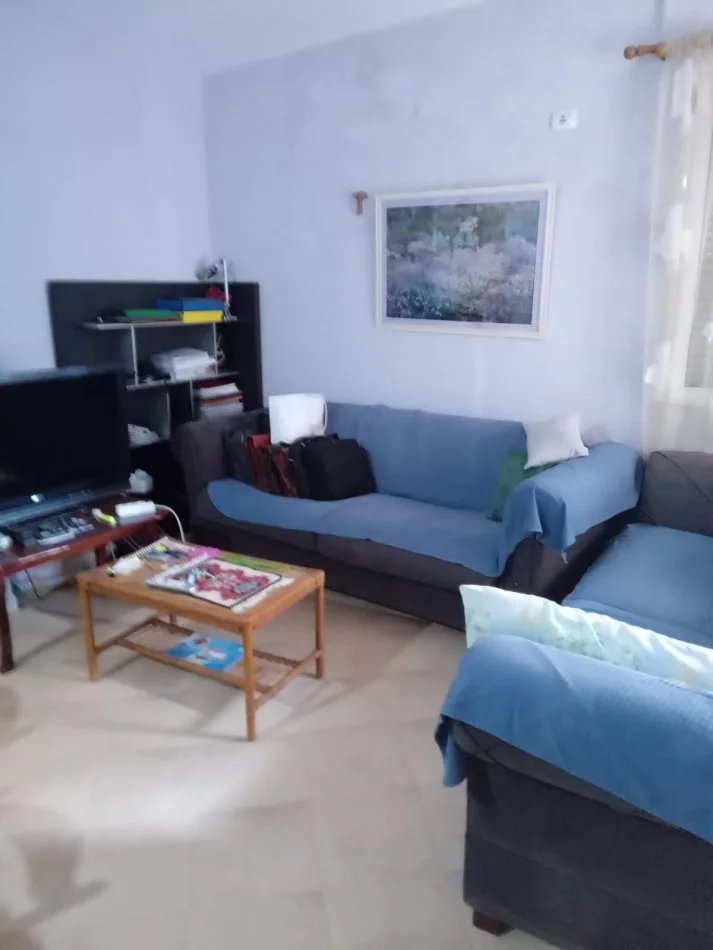 Durres, jepet me qera apartament 1+1+Ballkon Kati 2, 60 m² 300 € (Pavaresia)