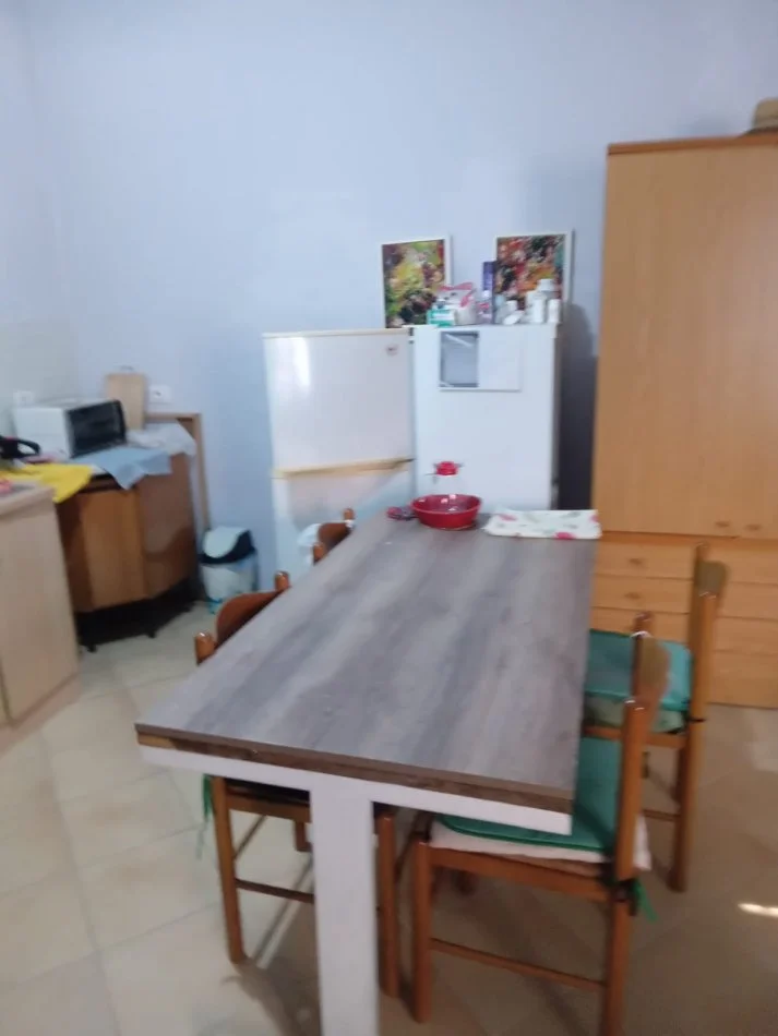 Durres, jepet me qera apartament 1+1+Ballkon Kati 2, 60 m² 300 € (Pavaresia)