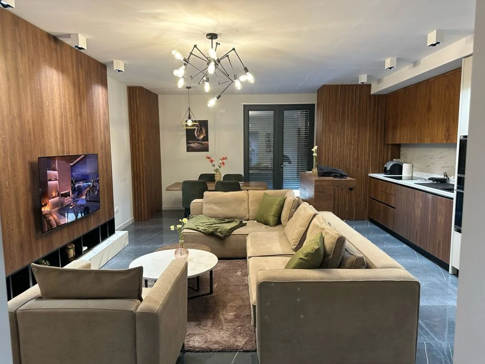 Durres, shitet apartament 2+1+Aneks+Ballkon Kati 12, 132 m² 360.000 € (Vollga)