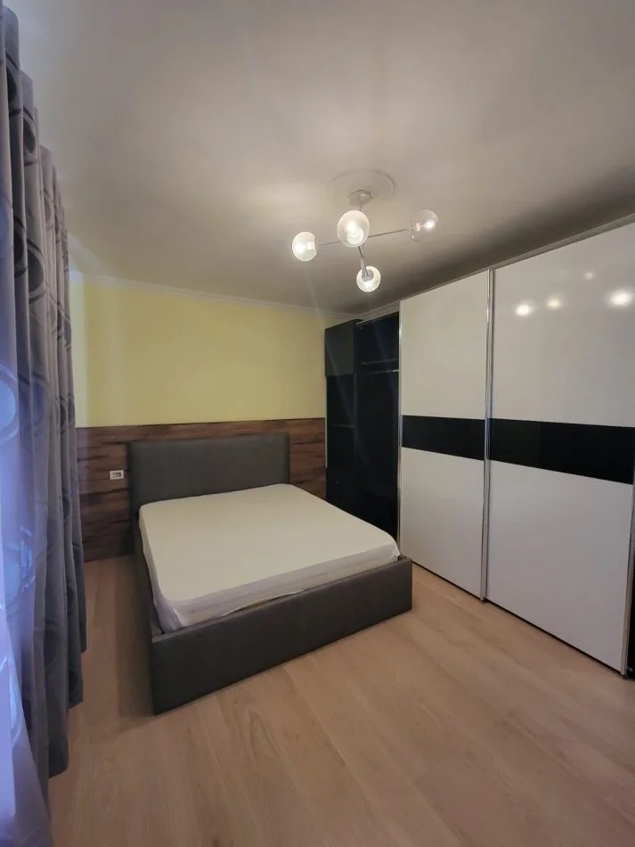Tirane, jepet me qera apartament 1+1 Kati 2, 55 m² 550 € (Rruga : "Dervish Hekali")