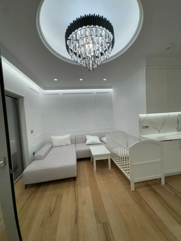 Tirane, shitet apartament 2+1+Ballkon Kati 4, 100 m² 280.000 € (foleja e gjelber)