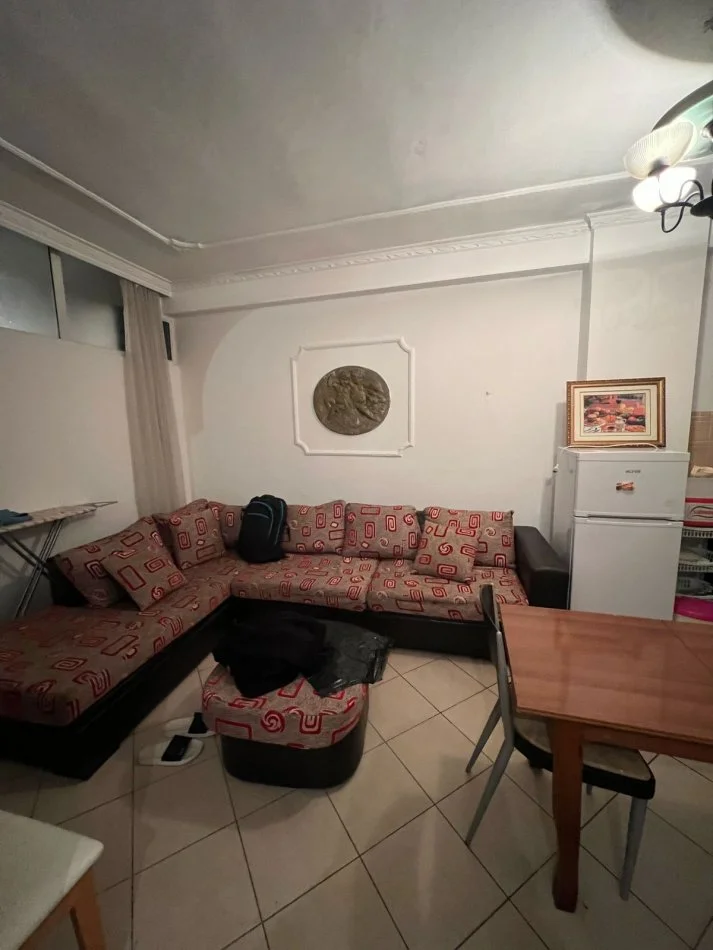 Tirane, jepet me qera garsonier 1+1 Kati 6, 45 m² 280 € (rruga loni ligori)