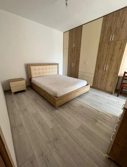 Tirane, jepet me qera apartament 2+1 Kati 4, 103 m² (Astir)