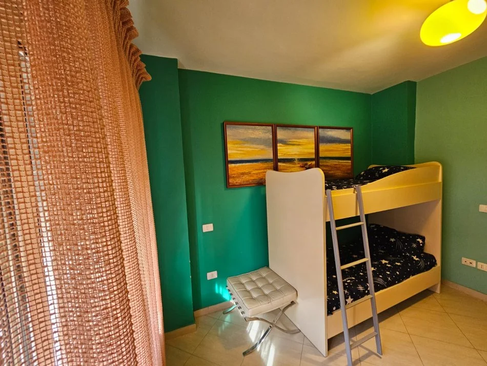 Durres, shitet apartament 2+1 Kati 5, 75 m² 150.000 €