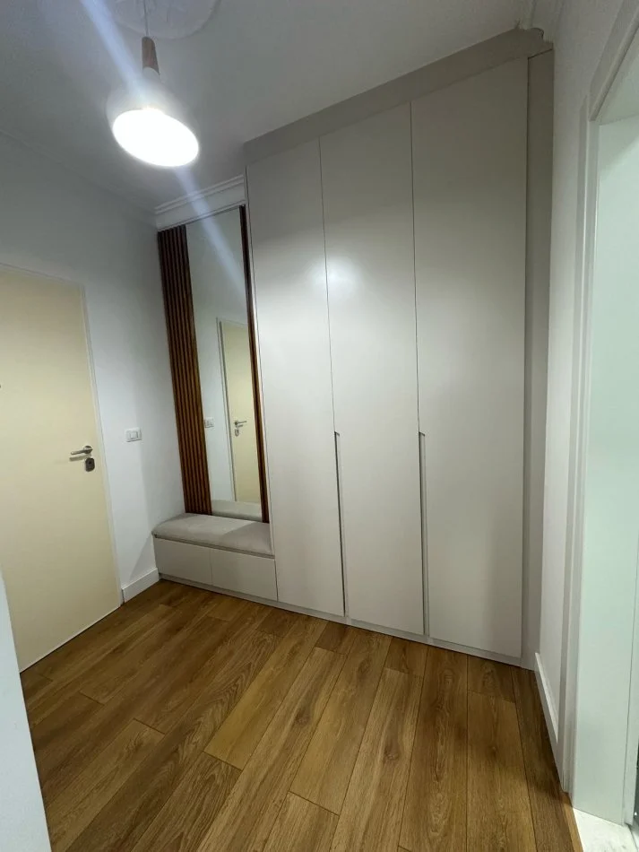 Vlore, jepet me qera apartament 1+1 Kati 2, 65 m² 550 € (Tiku dhe Mato) RV49858