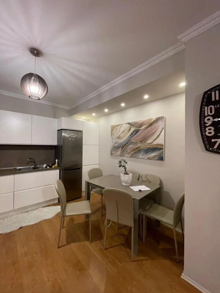 Tirane, shitet apartament 2+1+Ballkon Kati 6, 92 m² 139.990 € (Astir)