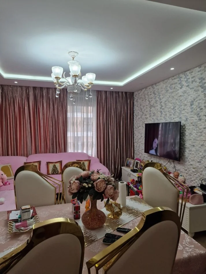 Tirane, shitet apartament 1+1+Ballkon Kati 2, 70 m² 175.000 € (Don Bosko)