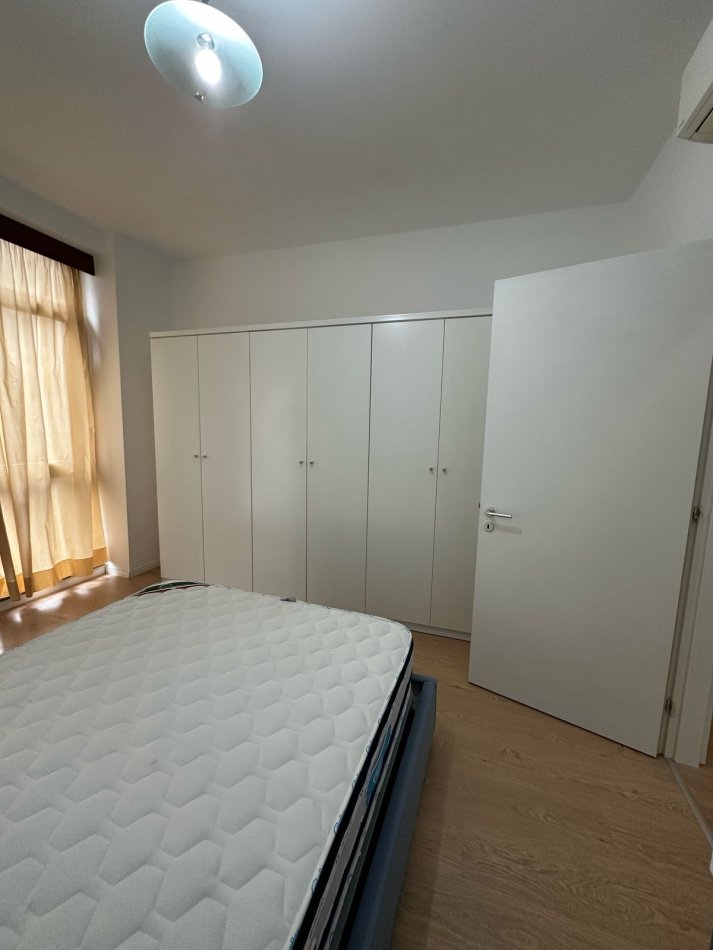 Tirane, jepet me qera apartament 3+1+Aneks+Ballkon Kati 2, 140 m² 1.200 € (Kompleksi Kika 2, Komuna e Parisit)