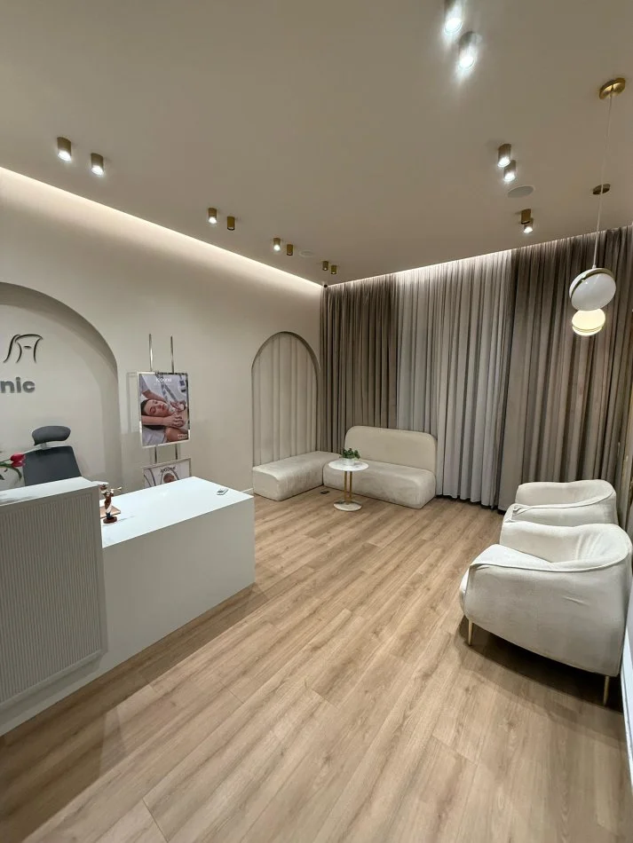 Tirane, jepet me qera apartament 4+1 Kati 2, 125 m² 1.499 € (Parku Olimpik)