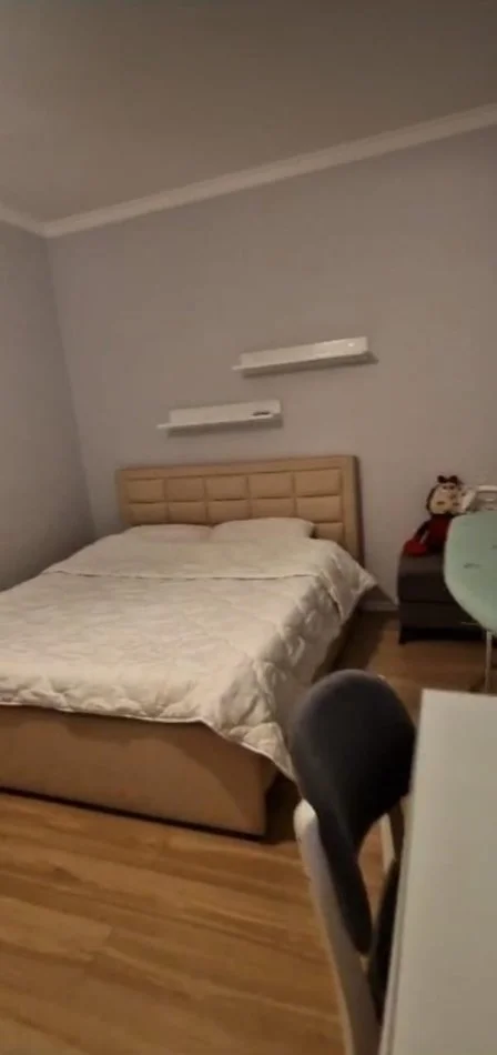 Tirane, jepet me qera apartament 2+1+Aneks+Ballkon Kati 2, 99 m² 900 € (Fiori Di Bosko)